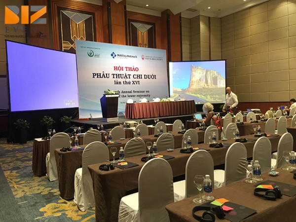 tổ chức hội thảo